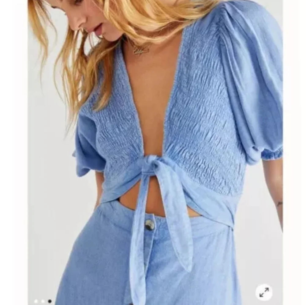 Free People String of Hearts Smocked V-neck Cut-out Button-Down Maxi Dre… - Picture 3 of 14